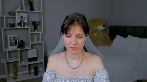 Kika online show from 04.22.26