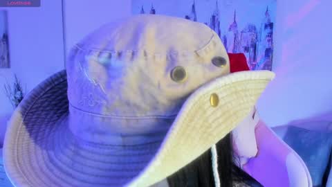 kIKI online show from 12.28.24