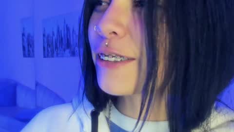 kIKI online show from 12.28.24