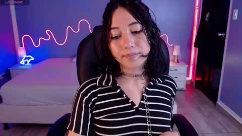 kIKI online show from 02.24.25