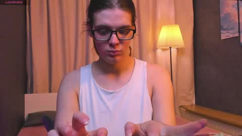 Kiki online show from 04.23.26
