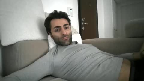 kikkus01 online show from 02.14.25