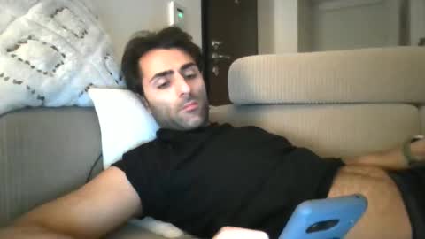 kikkus01 online show from 02.20.25