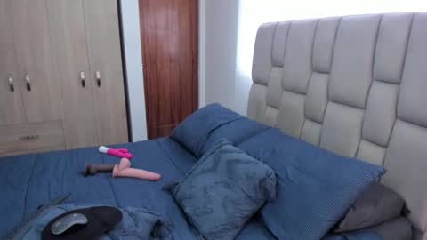 Snapshot of killer_candywow chatting on 09.27.25 Ana online show from 09.27.25