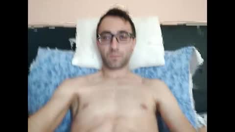 Snapshot of killua1993 chatting on 09.21.25 kingstoned online show from 09.21.25