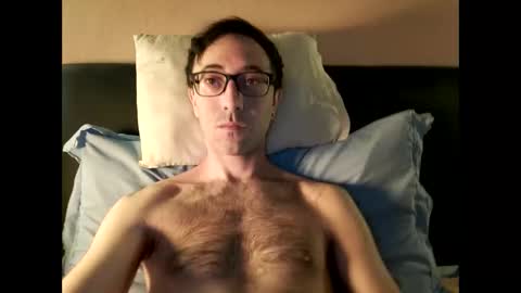 Snapshot of killua1993 chatting on 03.08.26 kingstoned online show from 03.08.26