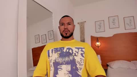 Kilua Muscle guy online show from 09.17.25