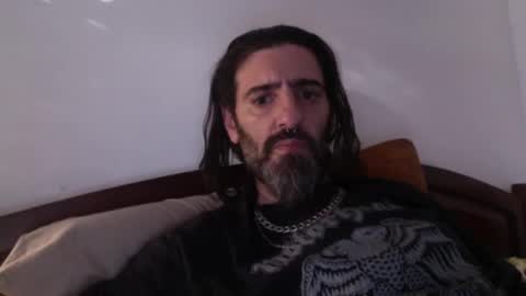 Snapshot of kilombito chatting on 03.26.26 andres online show from 03.26.26