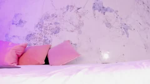 kim online show from 09.24.25