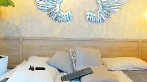 Kim online show from 02.12.25