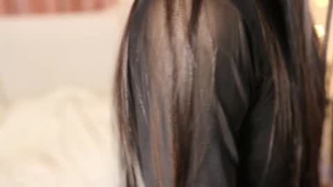 Snapshot of kim_oberlin chatting on 12.26.24 Kim Oberlin online show from 12.26.24