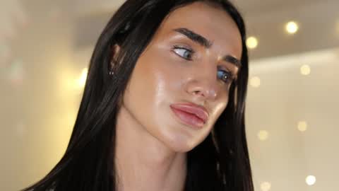 Snapshot of kim_oberlin chatting on 01.30.25 Kim Oberlin online show from 01.30.25