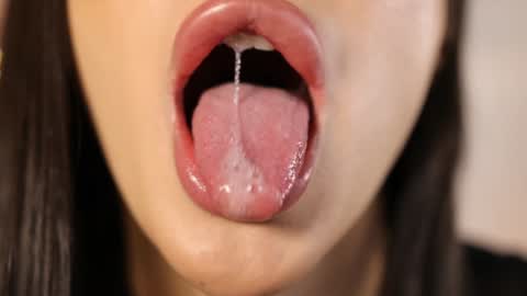 Snapshot of kim_oberlin chatting on 02.06.25 Kim Oberlin online show from 02.06.25