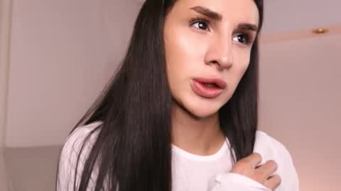 Snapshot of kim_oberlin chatting on 09.16.25 Kim Oberlin online show from 09.16.25