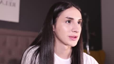 Snapshot of kim_oberlin chatting on 10.02.25 Kim Oberlin online show from 10.02.25