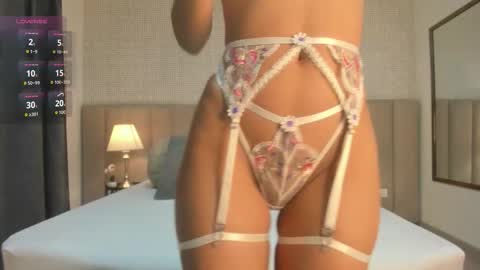 Kim online show from 10.11.25