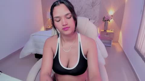 Kim online show from 12.19.25