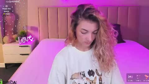 kimberlly_smith online show from 06.12.26