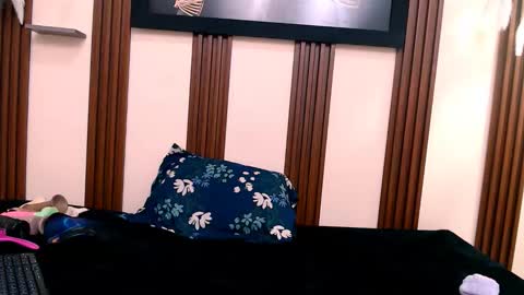 Snapshot of kimberly18cute chatting on 10.30.25 KIMBER online show from 10.30.25