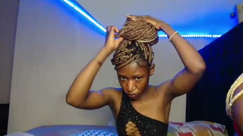Snapshot of kimberly_chloe chatting on 07.30.26 Kimberly online show from 07.30.26