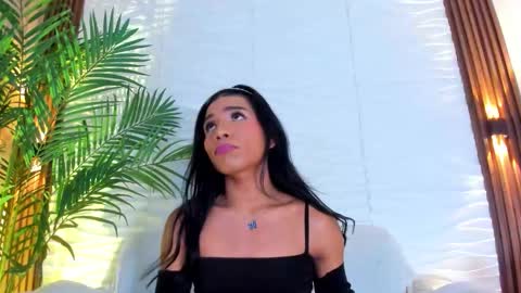 Snapshot of kimberly_gonzalez1 chatting on 09.24.25 kimberly gonzalez online show from 09.24.25