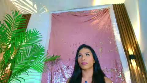 Snapshot of kimberly_gonzalez1 chatting on 09.26.25 kimberly gonzalez online show from 09.26.25