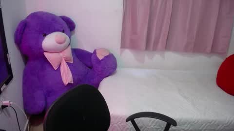 Kim online show from 11.12.25