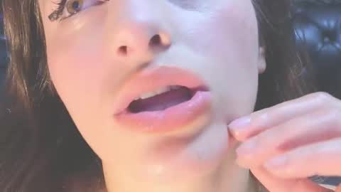  KIMBERLY SWAN  online show from 01.23.25