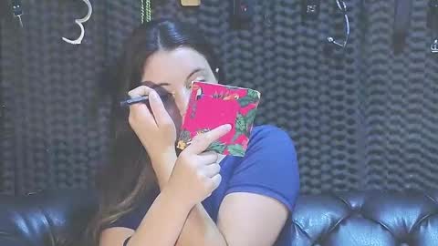  KIMBERLY SWAN  online show from 01.26.25