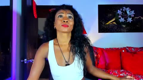 Kimberly Banks online show from 12.28.24