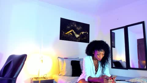 Kimberly Banks online show from 02.27.25