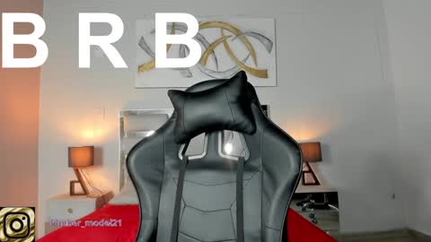 Snapshot of kimberlycoxxx chatting on 12.28.24 kimberly online show from 12.28.24