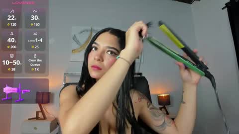 Snapshot of kimberlycoxxx chatting on 01.31.25 kimberly online show from 01.31.25