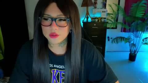 Kimberly Polizzi     online show from 11.29.25