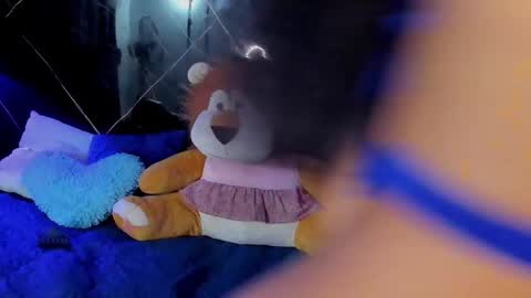 Snapshot of kimberlyn_burbano chatting on 11.25.25 Kimberlyn online show from 11.25.25