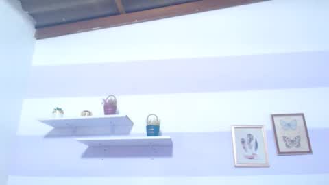 Kim  online show from 12.17.25