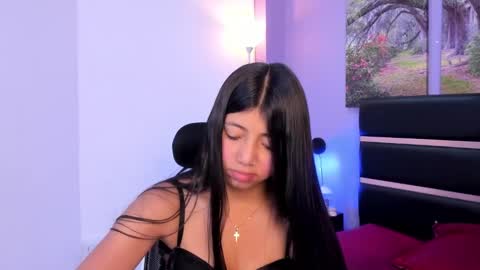 Kimberly Villalobos online show from 02.06.25