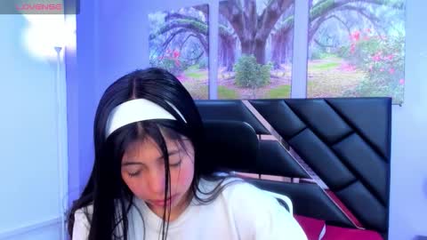 Kimberly Villalobos online show from 09.09.25