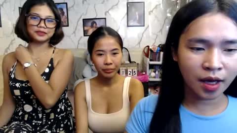 kimchuueee online show from 06.25.26
