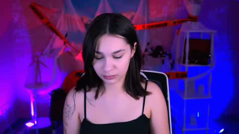 kimclarks online show from 10.30.25