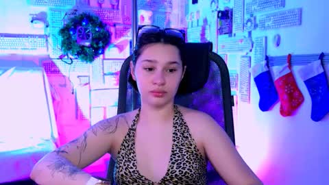 kimclarks online show from 01.08.26