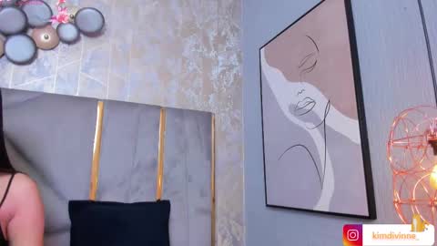  KIM  online show from 02.21.25