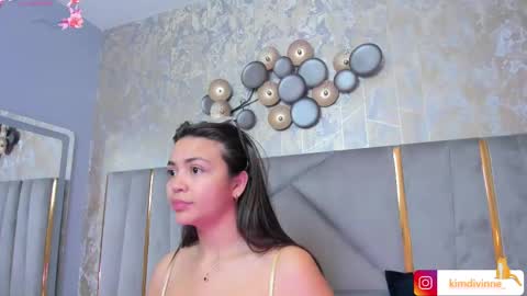  KIM  online show from 02.22.25