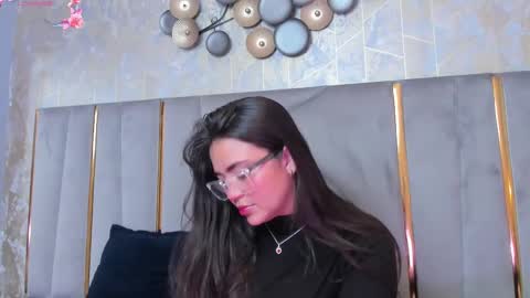  KIM  online show from 02.28.25