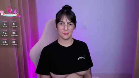 Snapshot of kimflexible_ chatting on 10.11.25 Kim 3 online show from 10.11.25