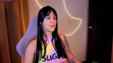 Snapshot of kimflexible_ chatting on 12.19.25 Kim 3 online show from 12.19.25