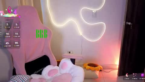 Snapshot of kimflexible_ chatting on 05.20.26 Kim 3 online show from 05.20.26