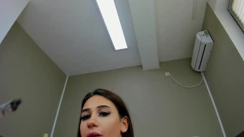 kimi_ivy online show from 12.23.24