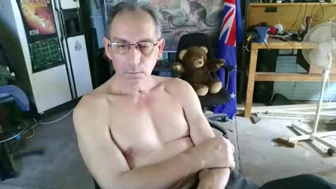 Snapshot of kimintheshed chatting on 04.05.26 kimintheshed online show from 04.05.26