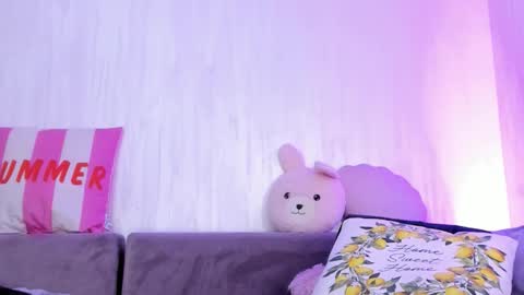 Natalie online show from 11.21.25